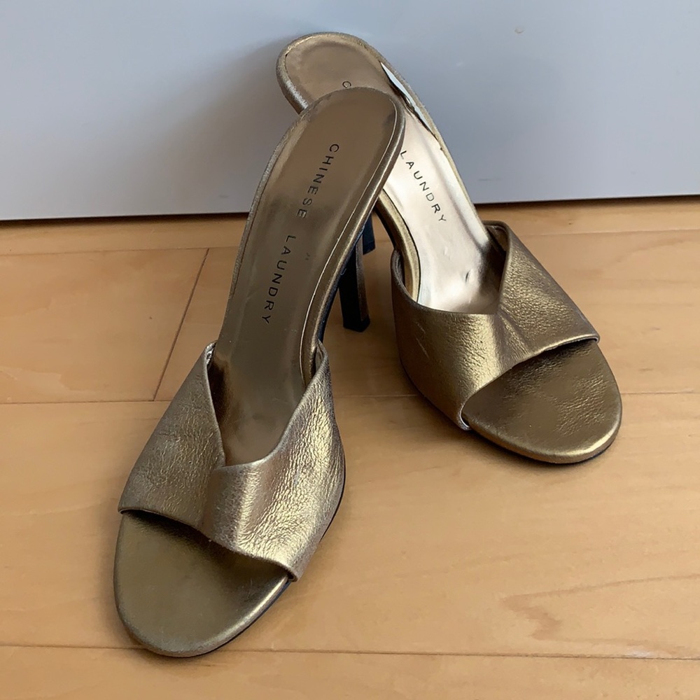 Gold shoes